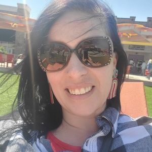 Meet your Posher, Jamie